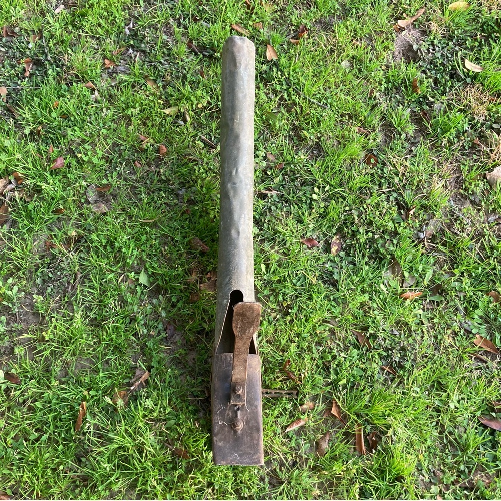 Antique Cultivator Garden Tool Seed Planter 33” Long Wood Handle - Picture 12 of 15